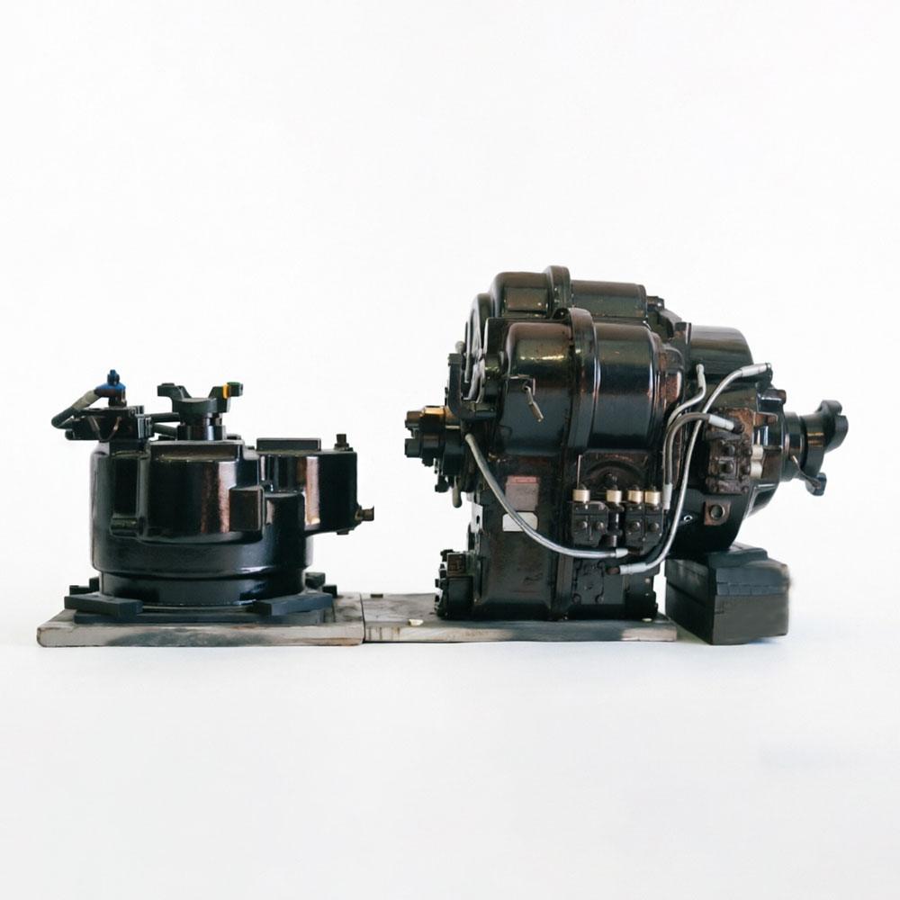 Twin Disc TA-90 transmission